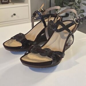 Geox Crocodile Textured Leather and Suede Chocolate Strappy Sandals Size 39